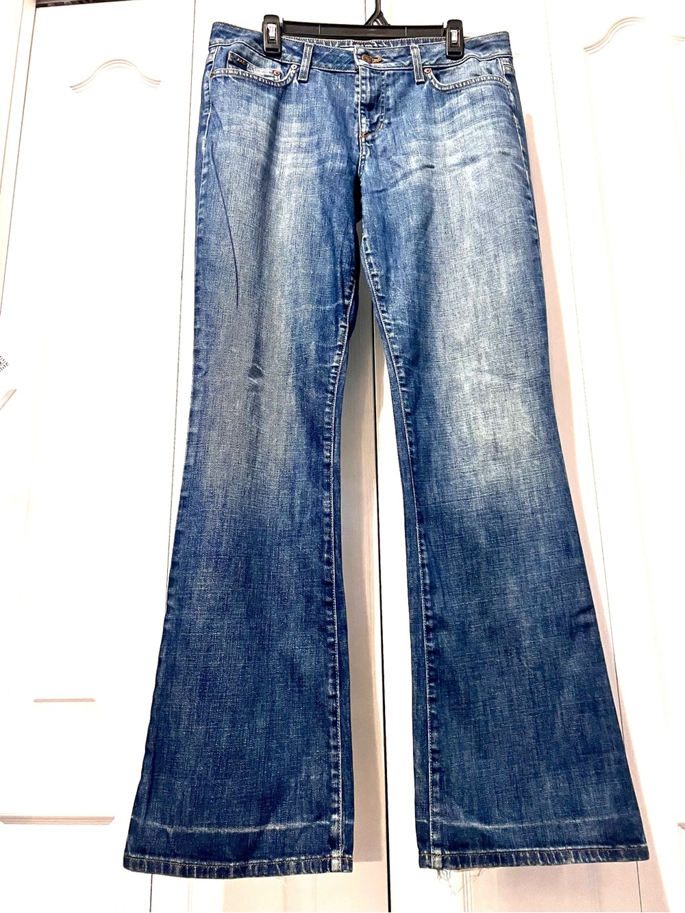 Joe's Jeans-Honey Fit-Women's Size 32 Blue Distressed Stretch Flare Jeans-Comfy